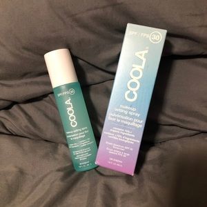 Coola Make up setting spray